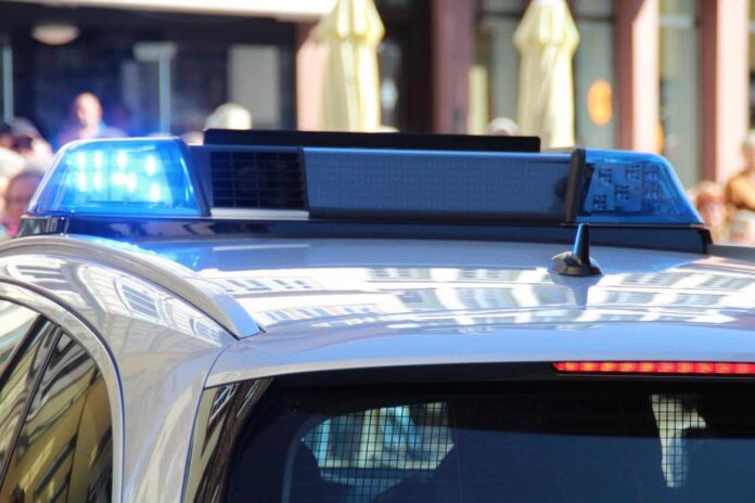 Poliisi auto ja valot